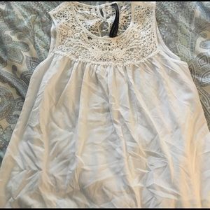 Renee C. Tank - crochet and linen